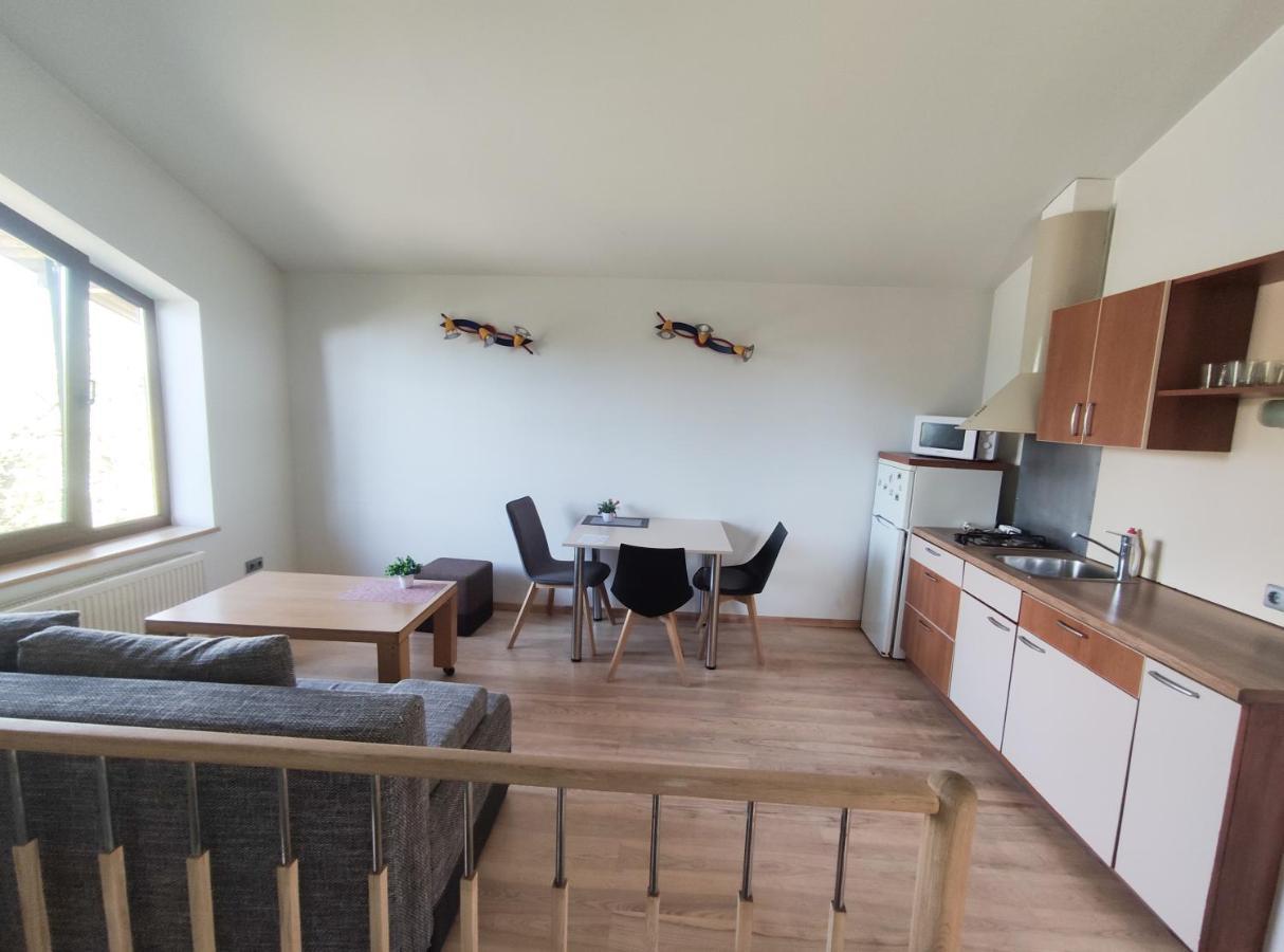 K-Town - Cozy Apartment Near The City Center Kaunas Exterior foto