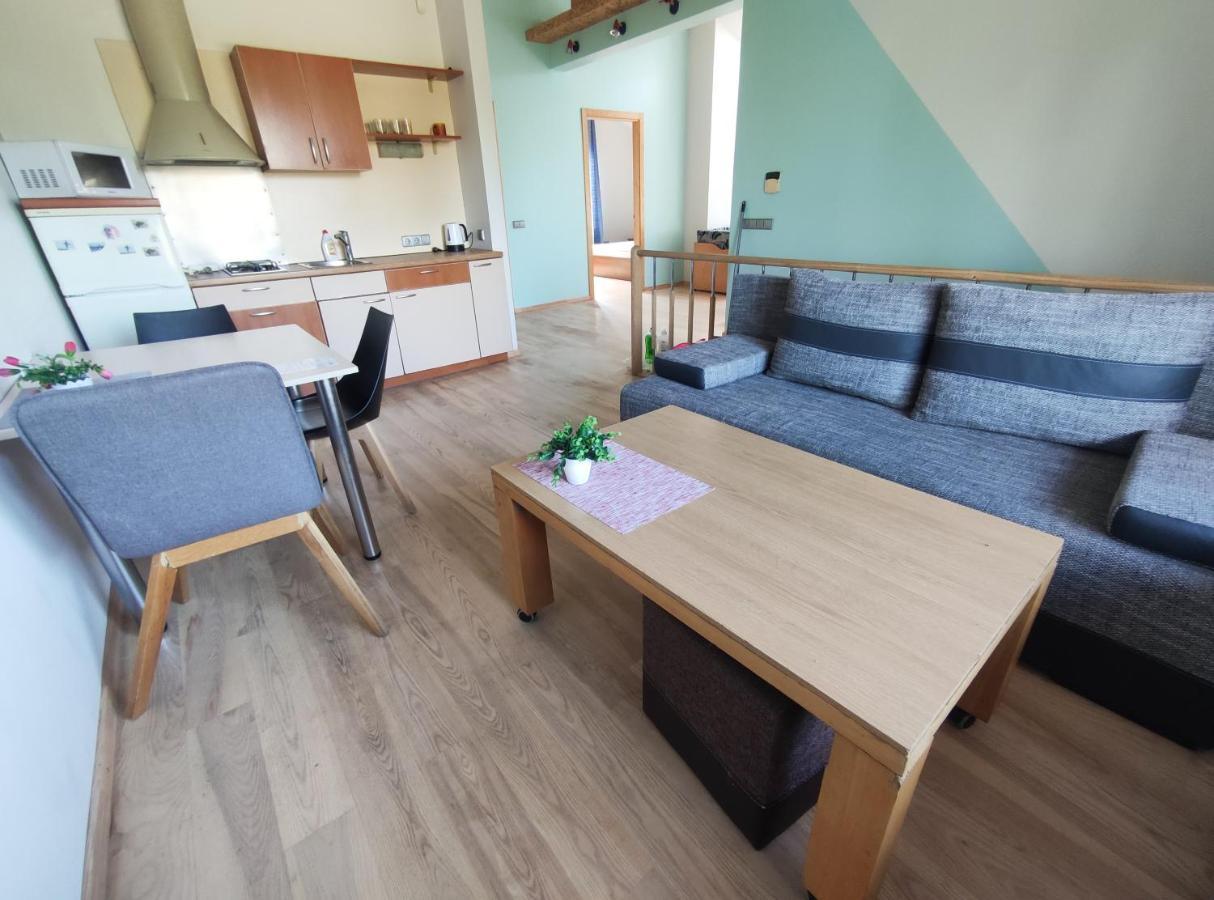 K-Town - Cozy Apartment Near The City Center Kaunas Exterior foto